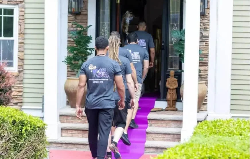How Much to Tip Movers in Boston