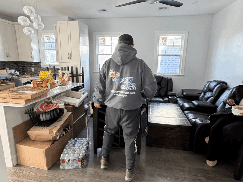 Things Most People Forget on Moving Day